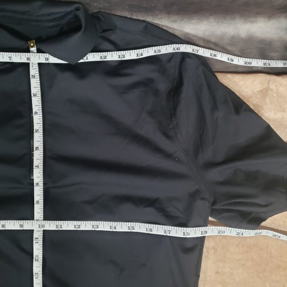 Lululemon Shirt - Picture 6 of 7